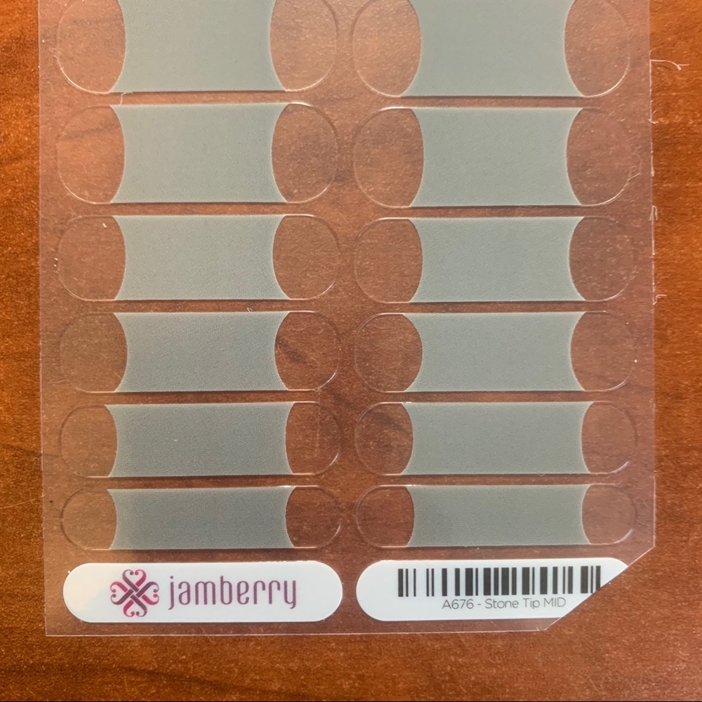 B3G1 Jamberry Stone Tip Mid Full Sheet!!